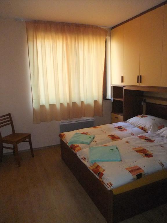 Rodinny Apartman Slnecnica Tale Exterior foto