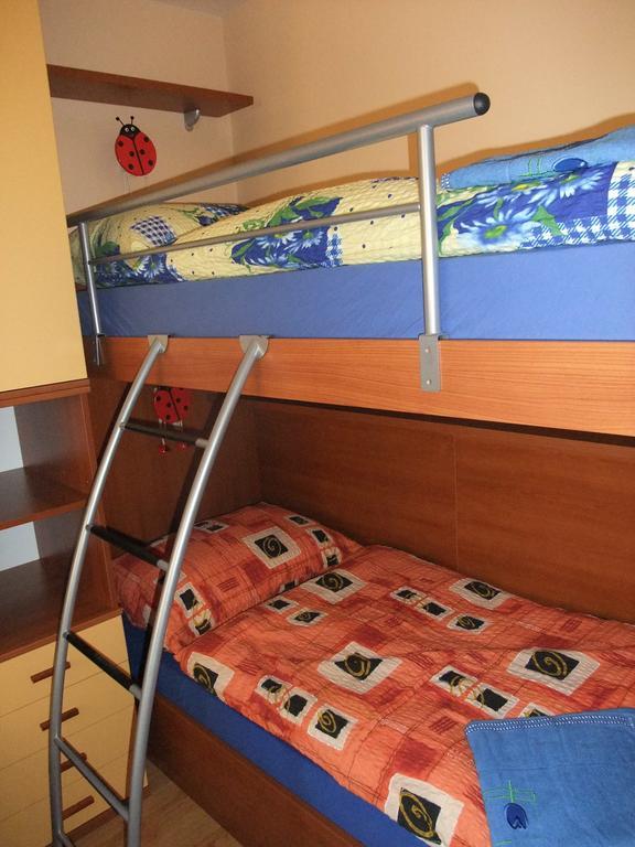 Rodinny Apartman Slnecnica Tale Exterior foto