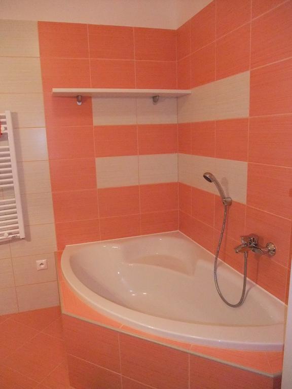 Rodinny Apartman Slnecnica Tale Exterior foto
